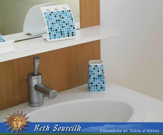 Beth Soureilh Adults Only Bed and Breakfast Coarraze Kamer foto